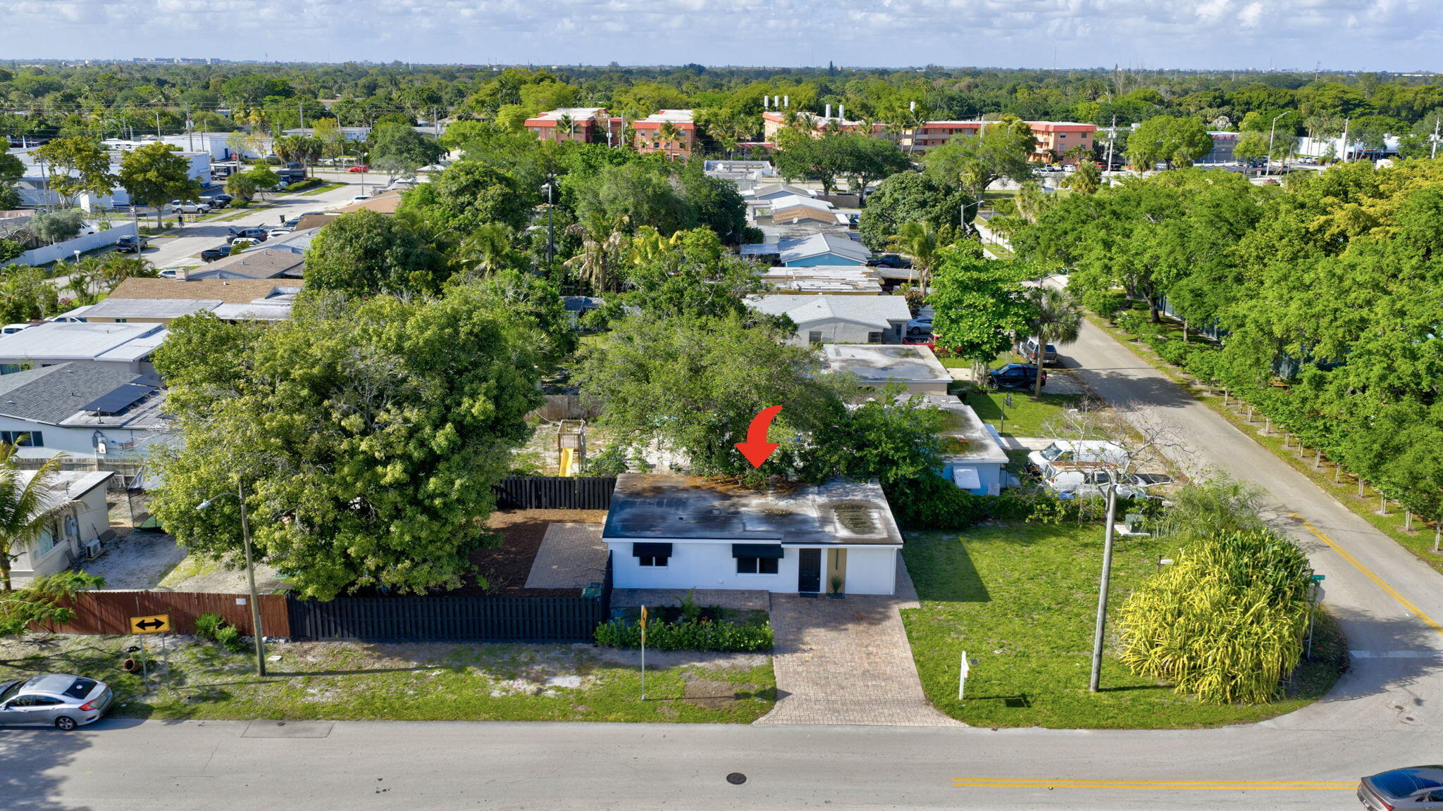 BREEZYWAY MANOR SECOND ADD - Residential