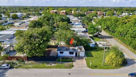Tiny photo for 1391 SW 33rd Terrace, Fort Lauderdale, FL 33312 (MLS # B26014310)