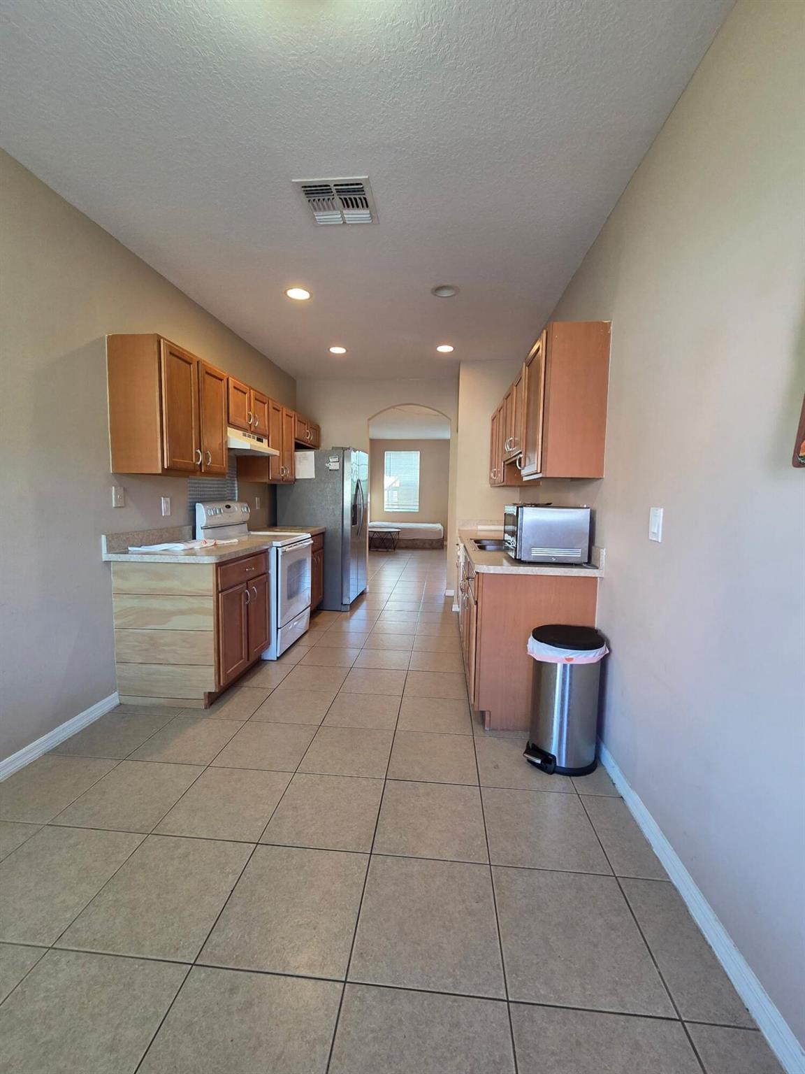 EAST LAKE VILLAGE NO 2 - Residential