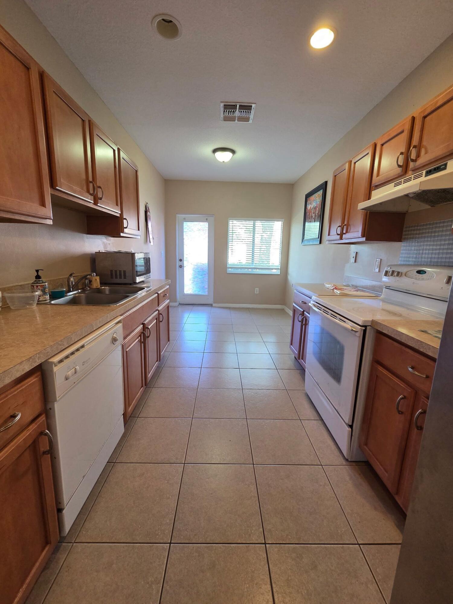 EAST LAKE VILLAGE NO 2 - Residential