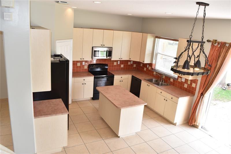 Walnut Creek Rep 1 168-18 - Residential Lease