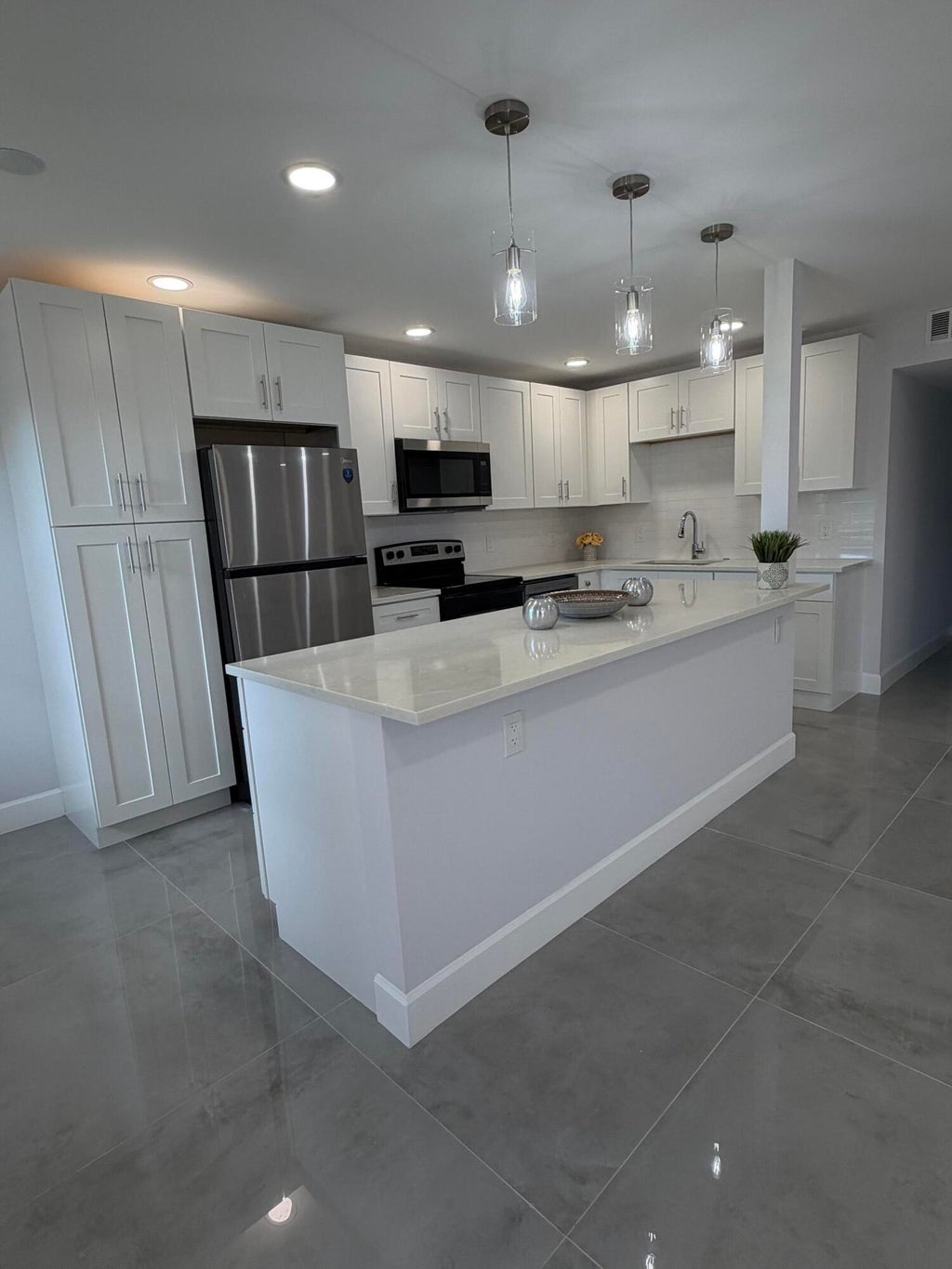 Photo of 353 PRESTON I Drive, Boca Raton, FL 33434 (MLS # B26062791)