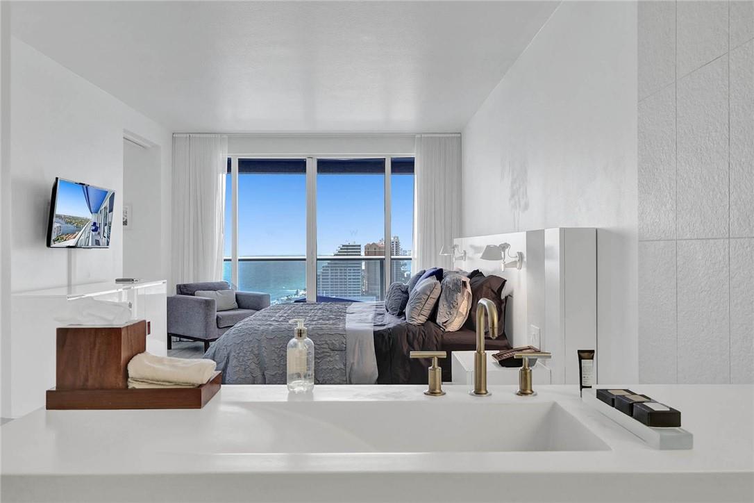 Fort Lauderdale Residence - Residential Lease