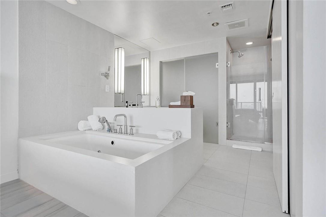 Fort Lauderdale Residence - Residential Lease