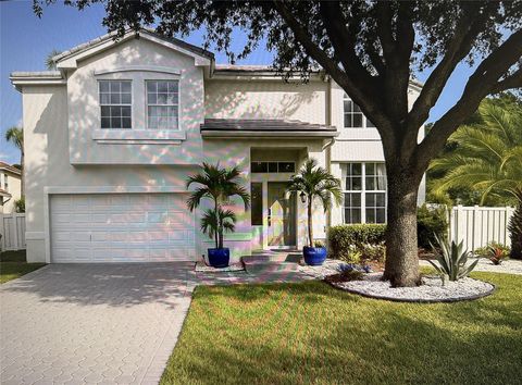85 Gables Blvd Weston FL 33326