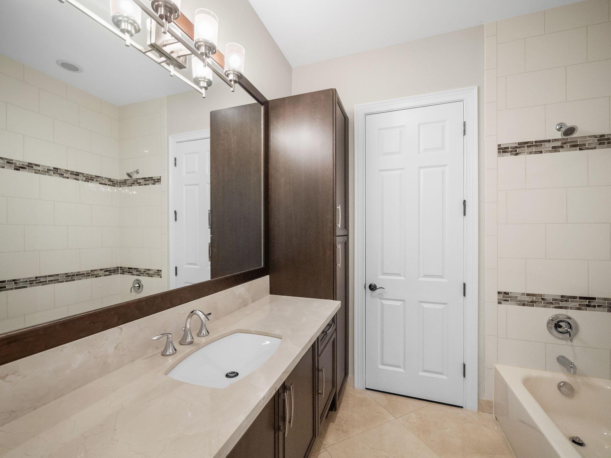 Seven Bridges - Residential Lease