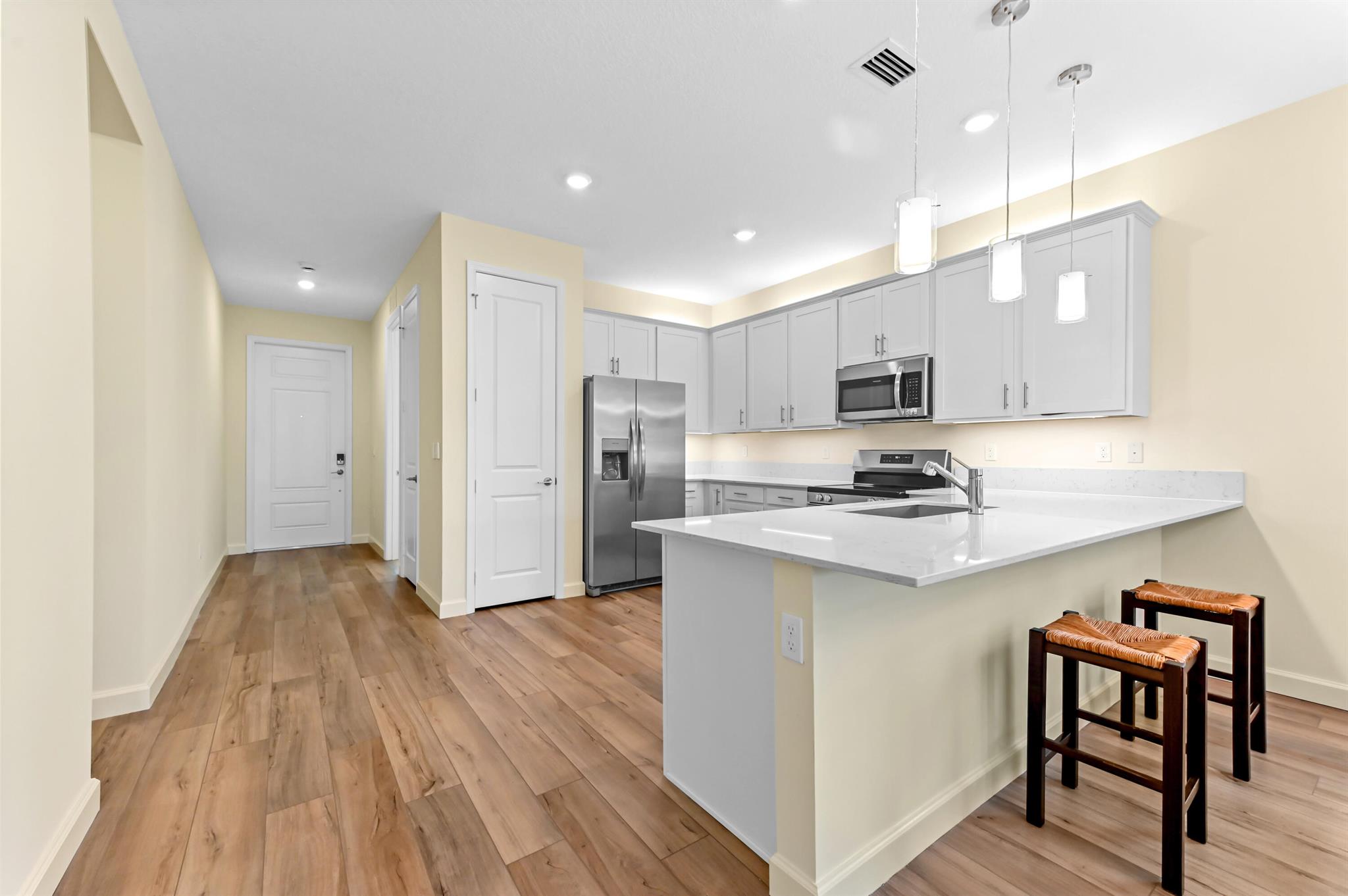 DELRAY TRAILS AT VILLA DE - Residential