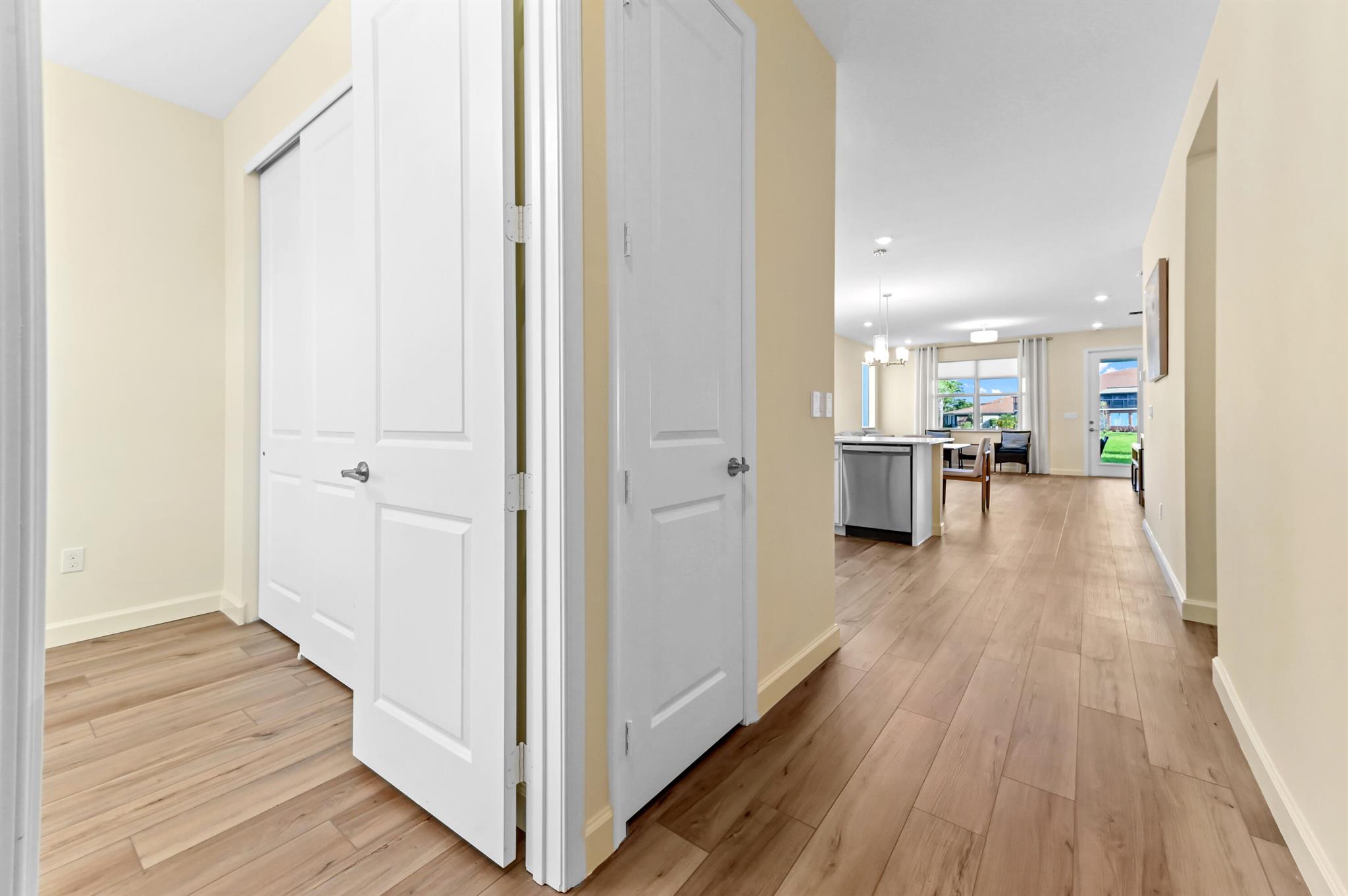 5783 Graceful Way