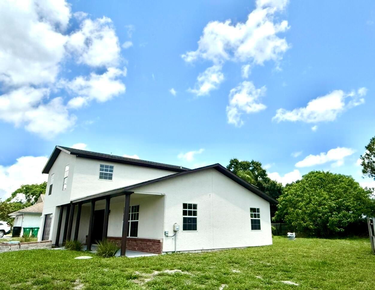565 SE Port St Lucie Boulevard