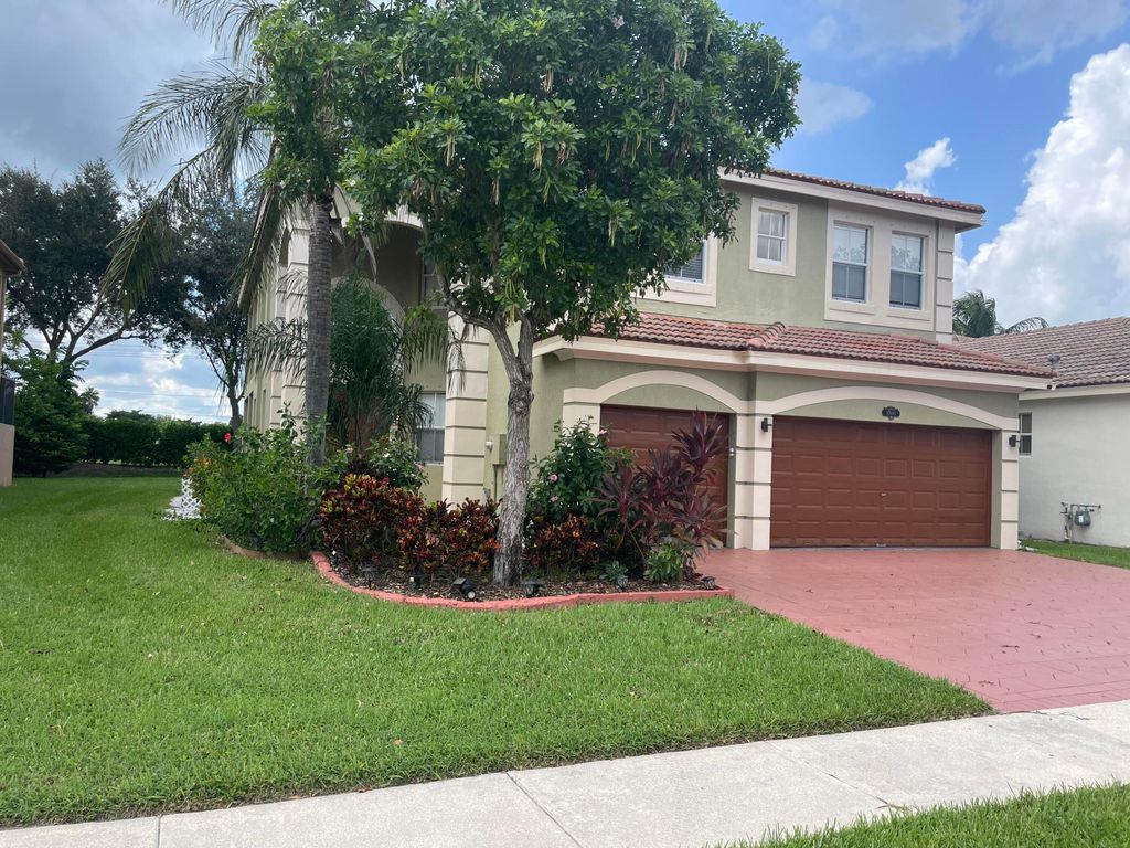 Photo of 10690 Old Hammock Way, Wellington, FL 33414 (MLS # B26007913)