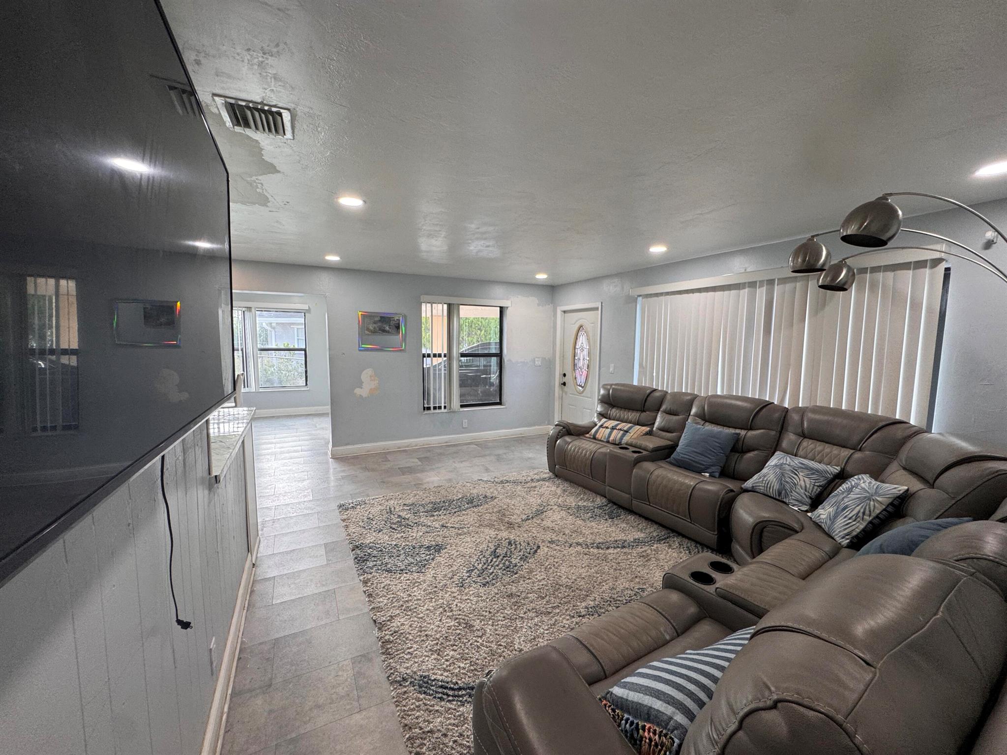 6256 NW 16th Court