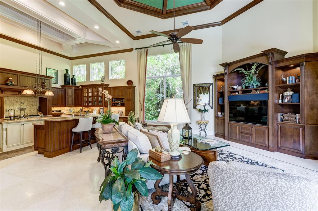 MIRASOL Palacio - Residential