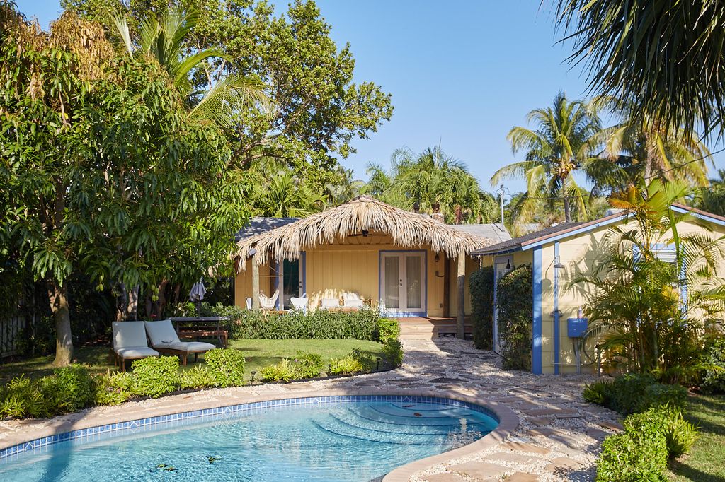 Photo of 611 S Palmway, Lake Worth Beach, FL 33460 (MLS # R11167487)