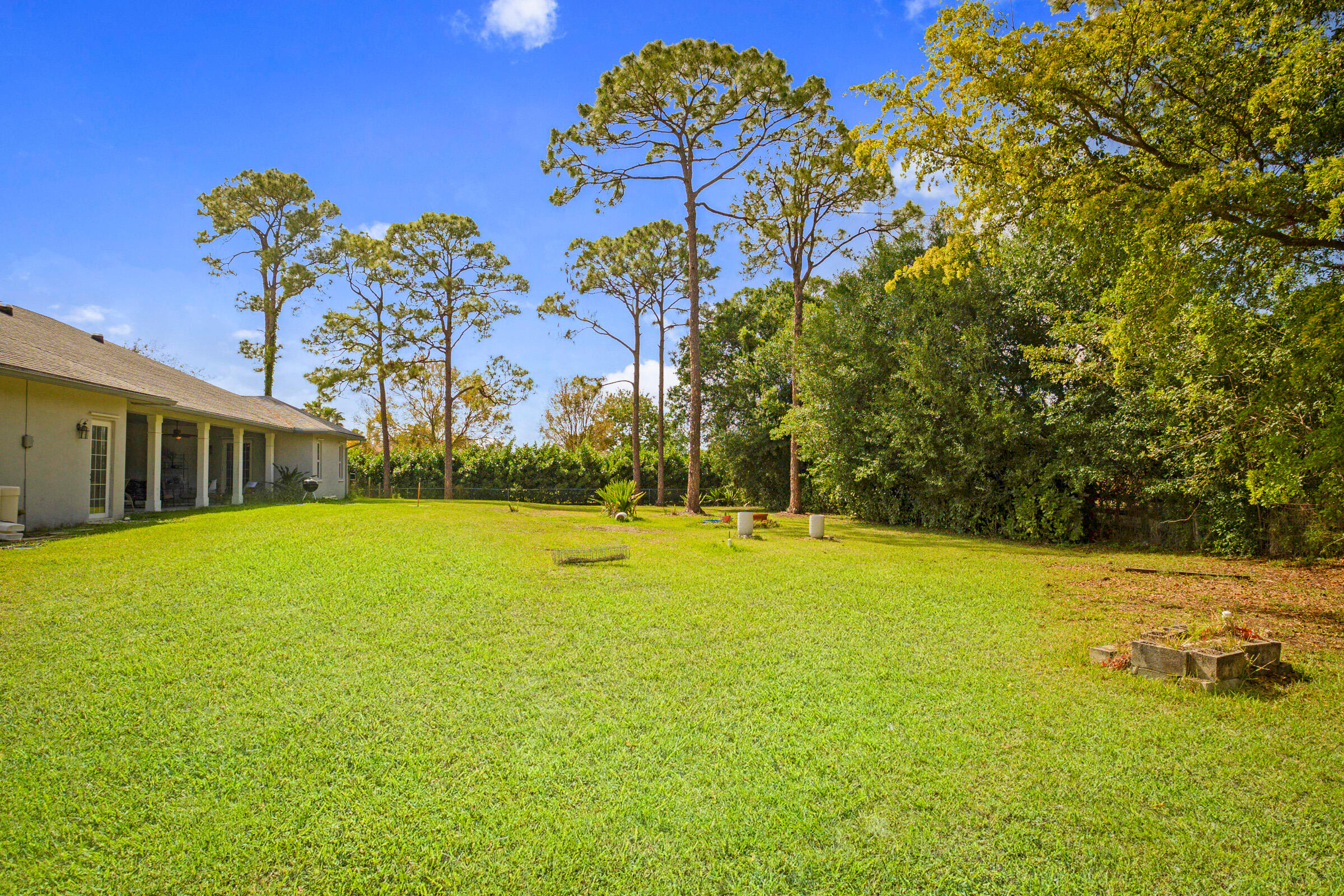 LOXAHATCHEE - Residential