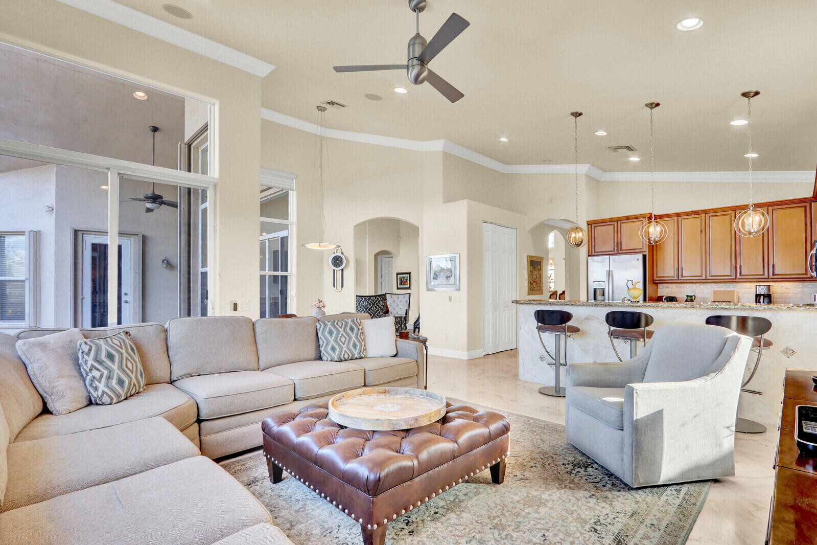 VALENCIA PALMS 3 - Residential