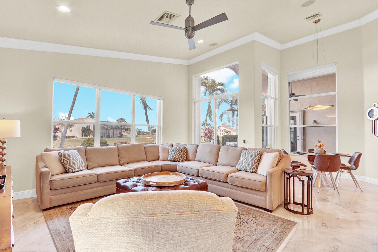 VALENCIA PALMS 3 - Residential