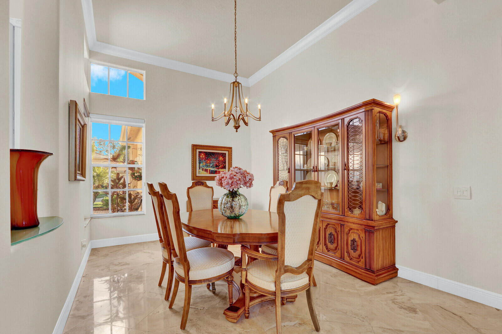 VALENCIA PALMS 3 - Residential