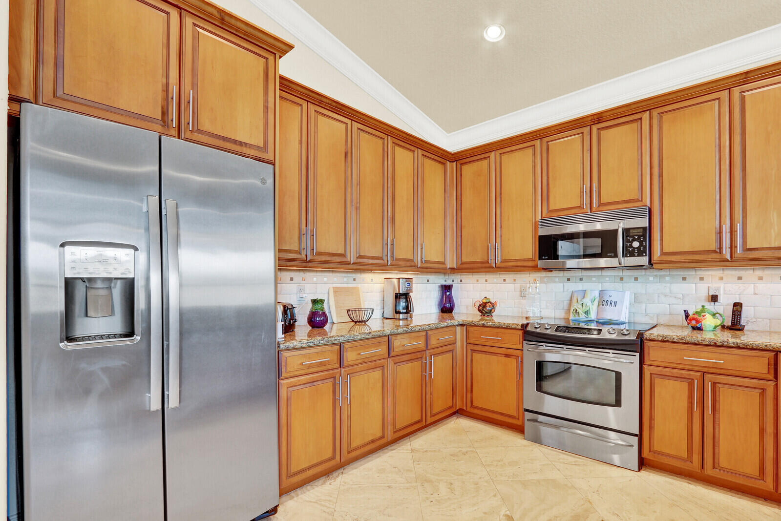 VALENCIA PALMS 3 - Residential