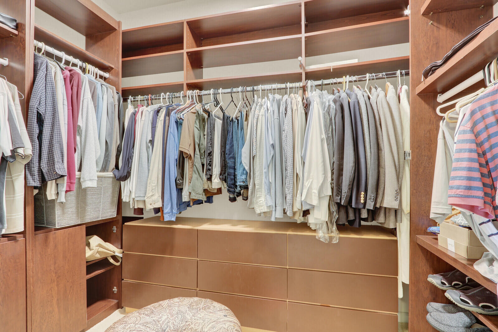 VALENCIA PALMS 3 - Residential