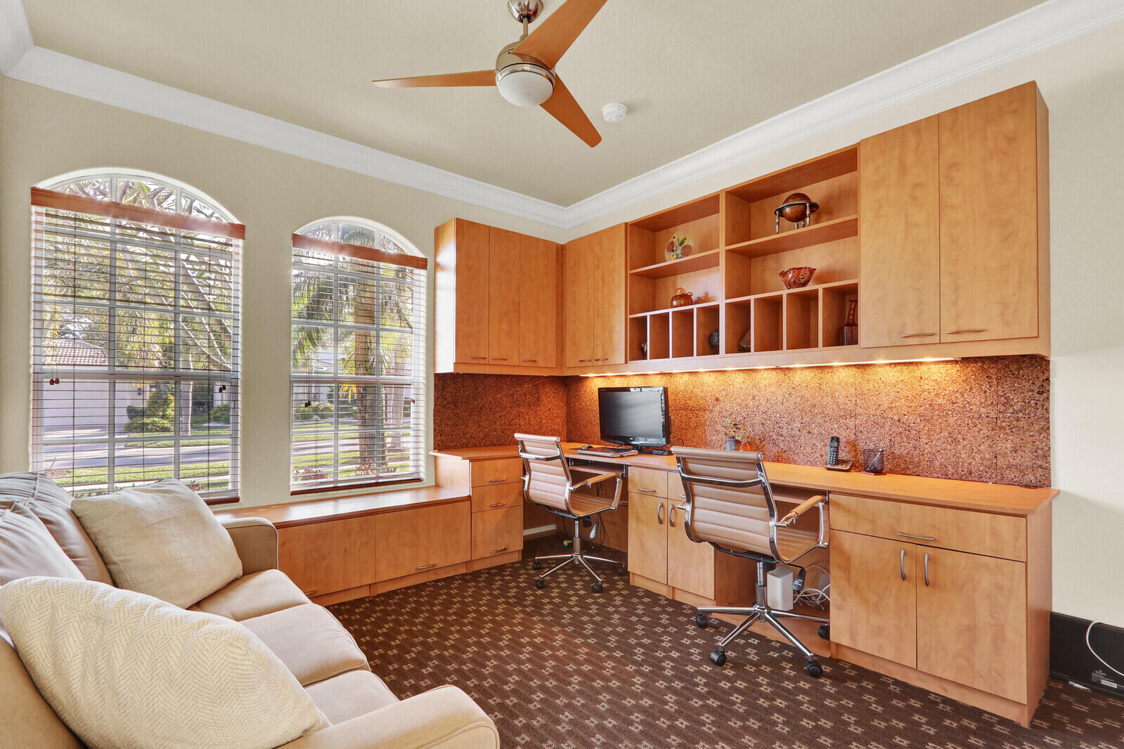 VALENCIA PALMS 3 - Residential