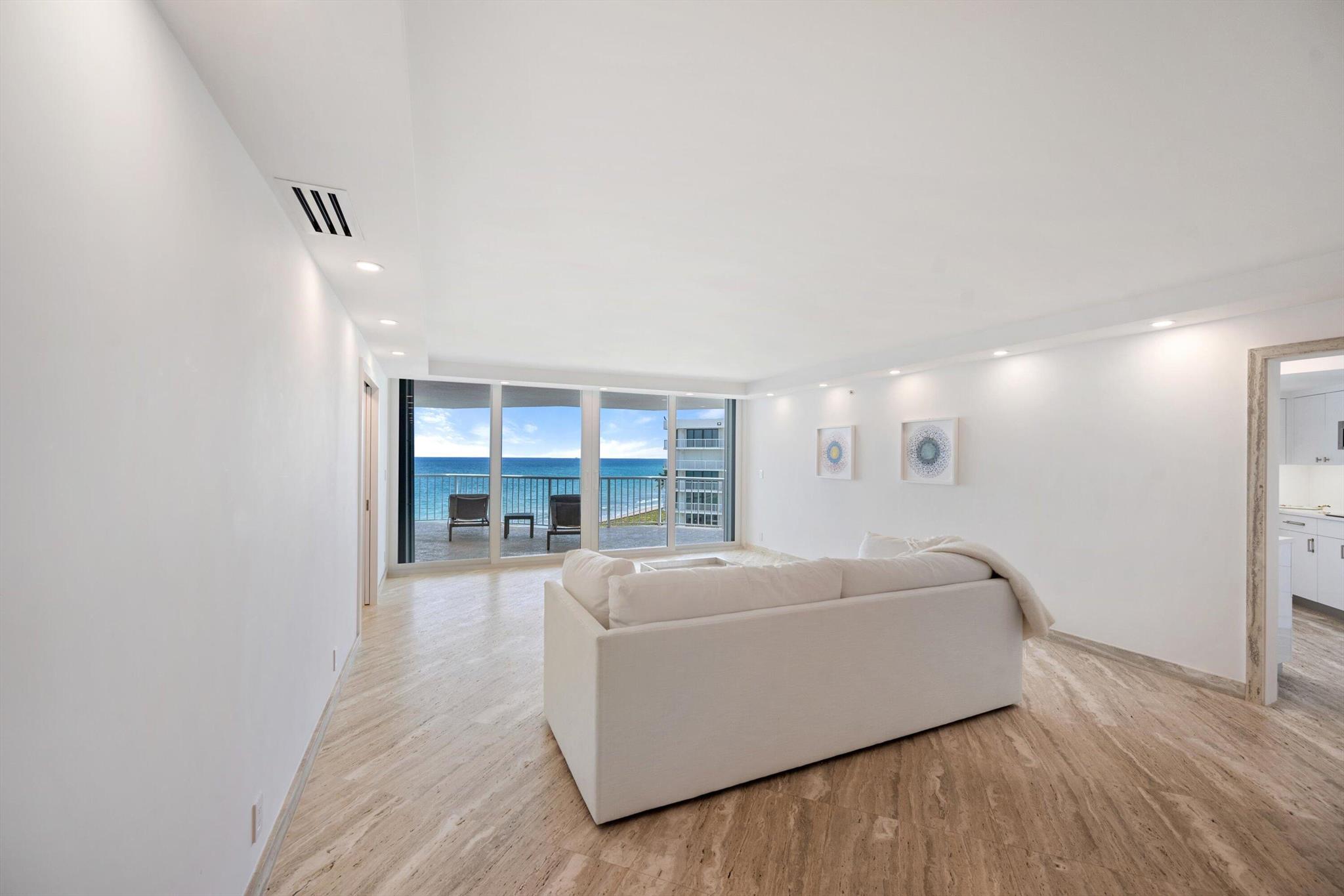 ENCLAVE OF PALM BEACH CON - Residential