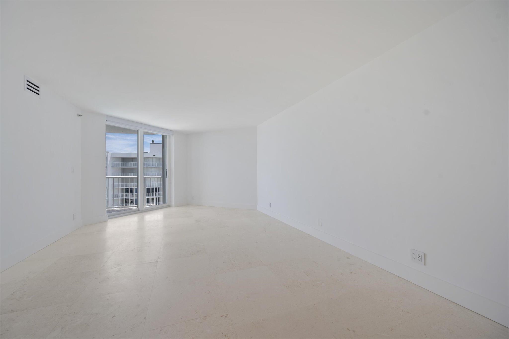 ENCLAVE OF PALM BEACH CON - Residential