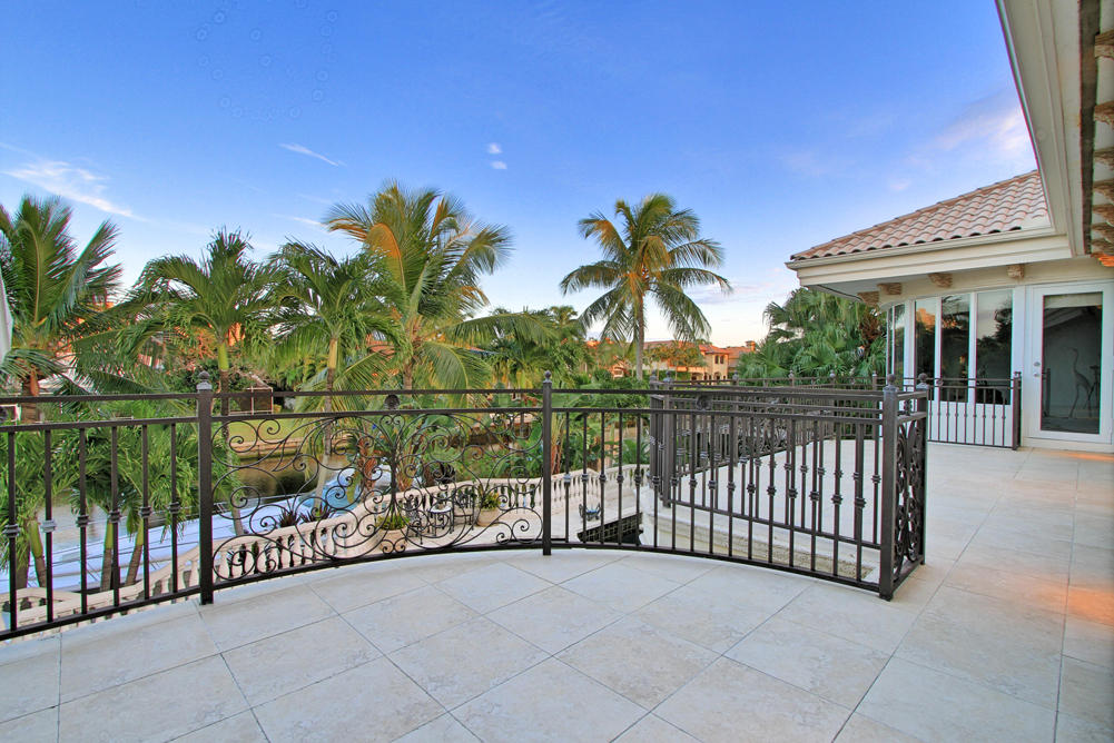 ROYAL PALM YACHT & COUNTRY CLUB - Residential