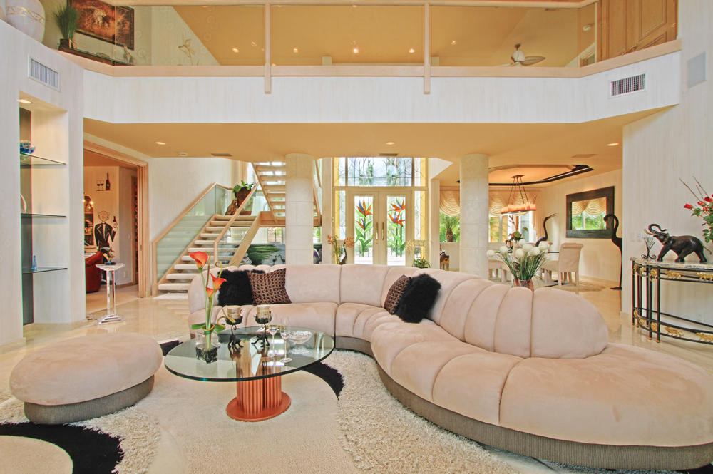 ROYAL PALM YACHT & COUNTRY CLUB - Residential