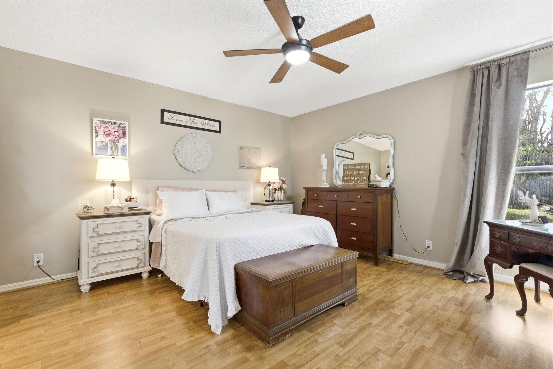 CANARY PALM CLUB - Residential