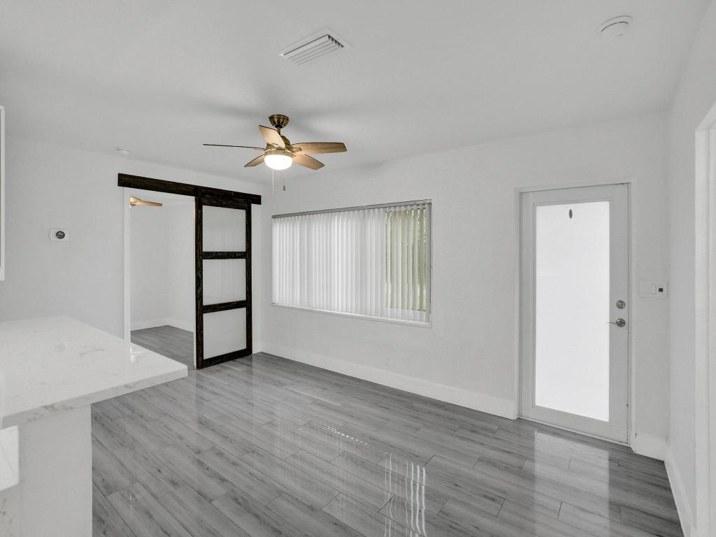 COLLIER ESTATES 2ND ADD - Residential Lease