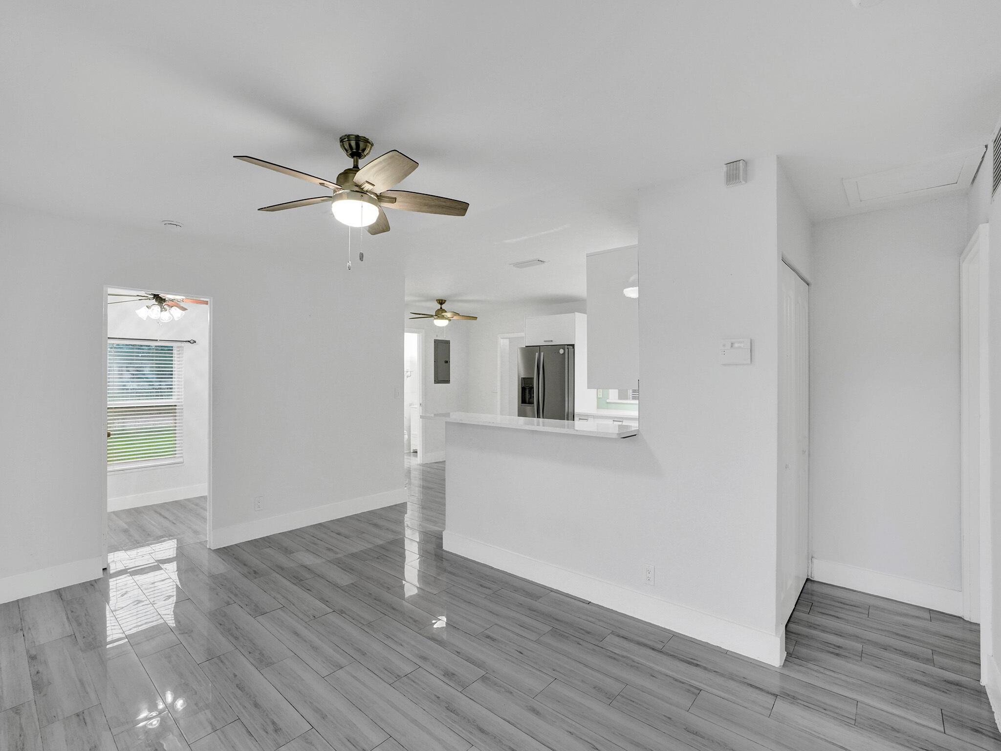 COLLIER ESTATES 2ND ADD - Residential Lease