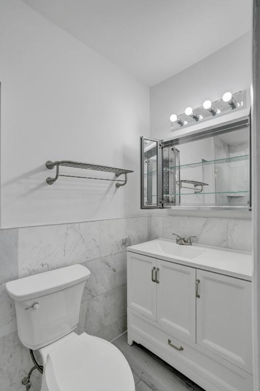 COLLIER ESTATES 2ND ADD - Residential Lease