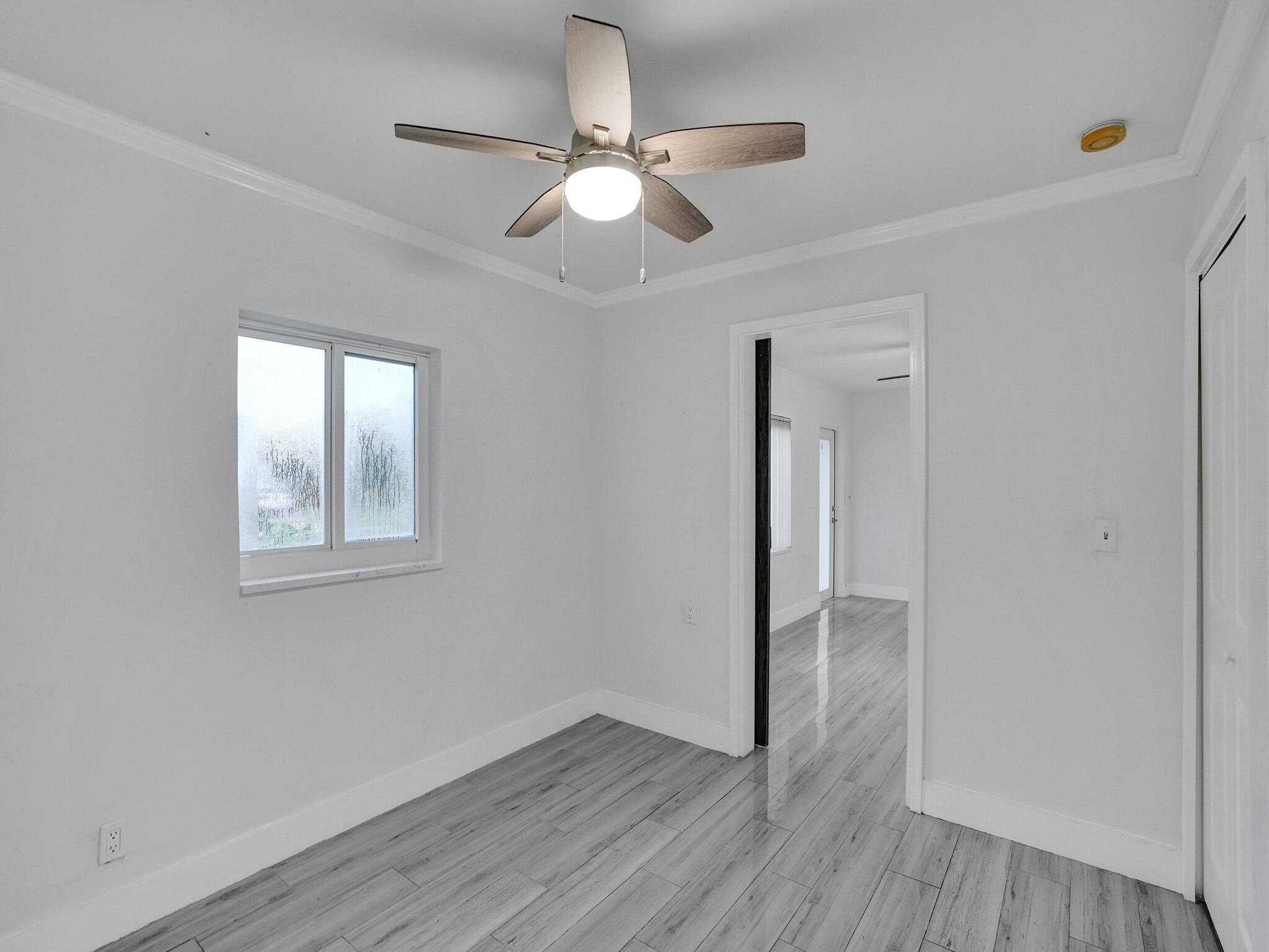COLLIER ESTATES 2ND ADD - Residential Lease