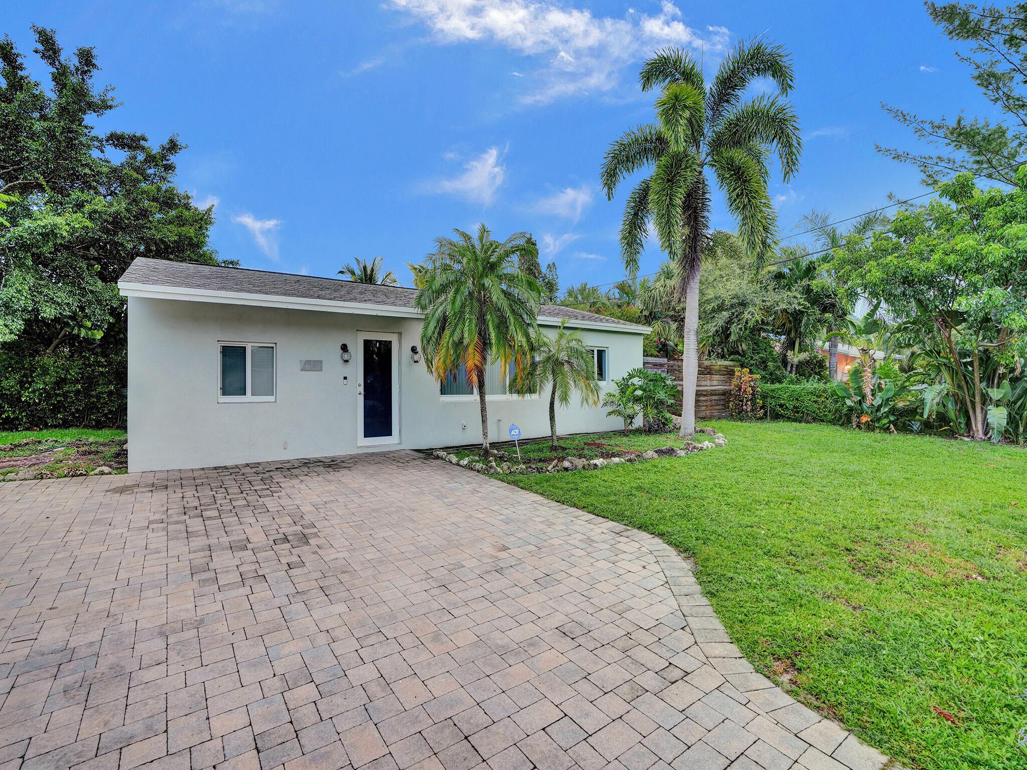 COLLIER ESTATES 2ND ADD - Residential Lease