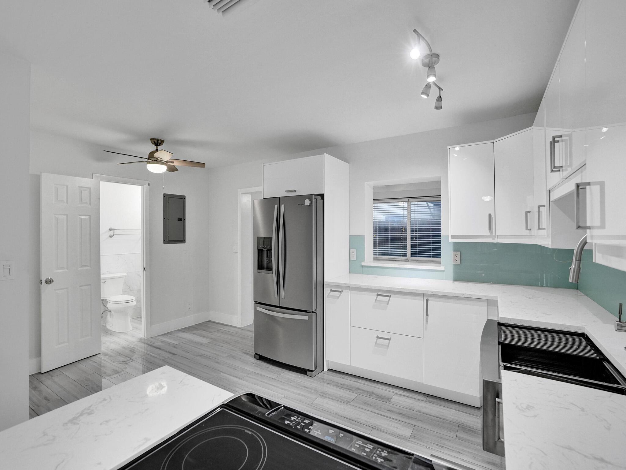 COLLIER ESTATES 2ND ADD - Residential Lease