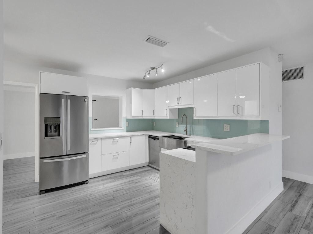 COLLIER ESTATES 2ND ADD - Residential Lease