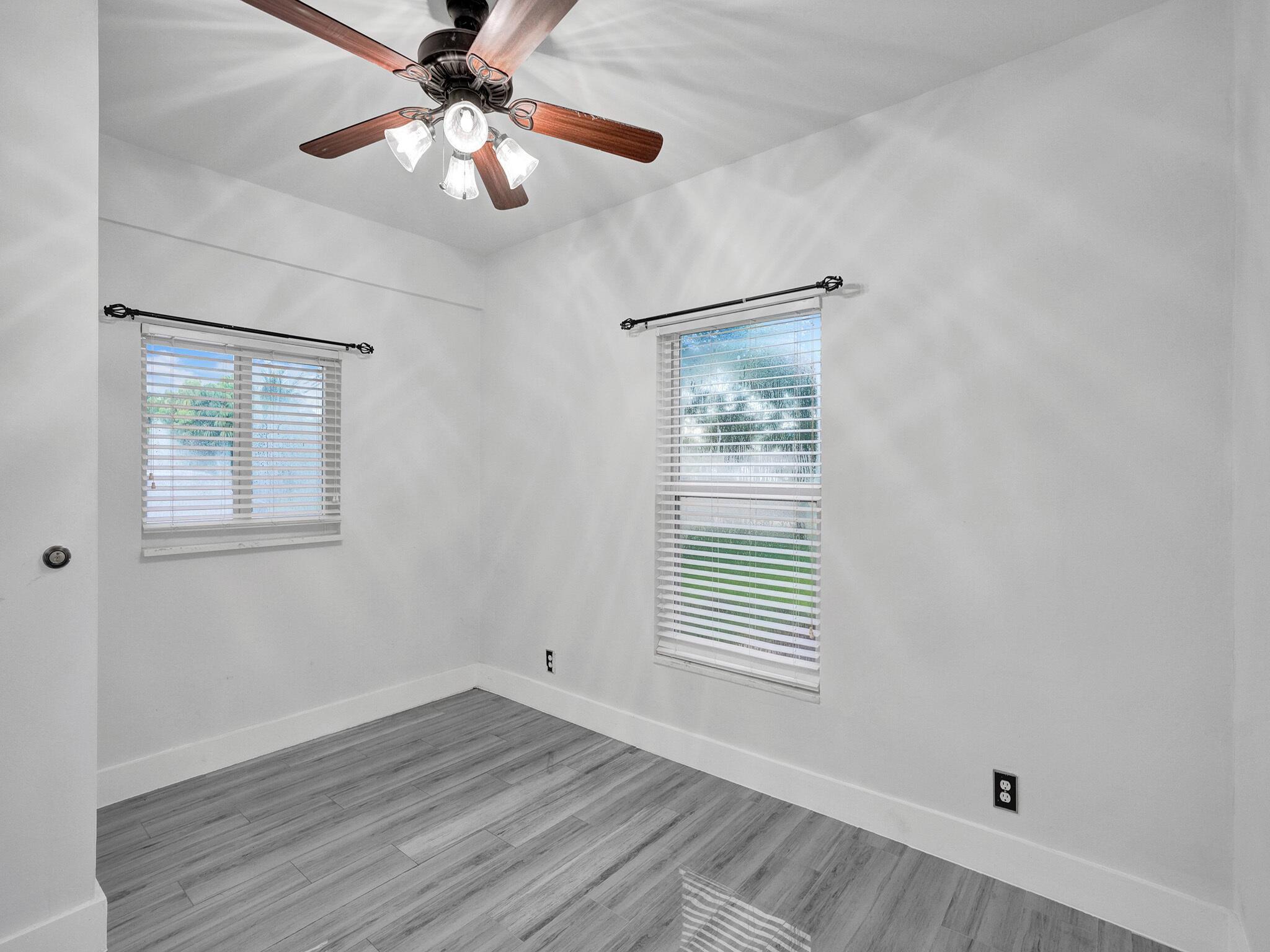 COLLIER ESTATES 2ND ADD - Residential Lease
