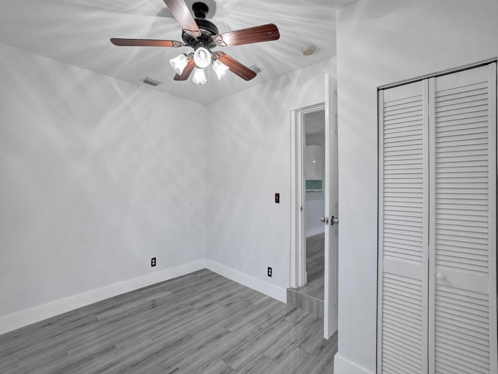 COLLIER ESTATES 2ND ADD - Residential Lease