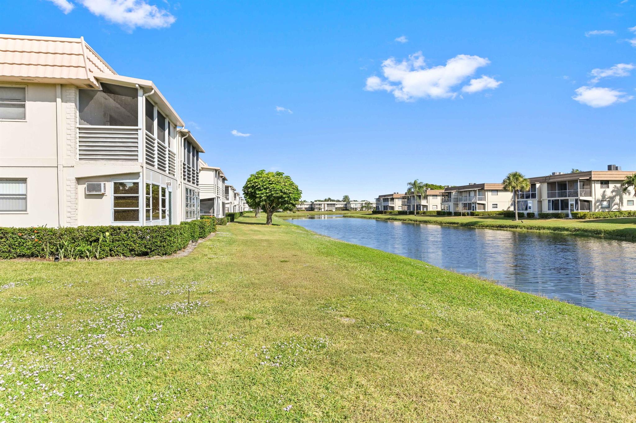 KINGS POINT - Residential