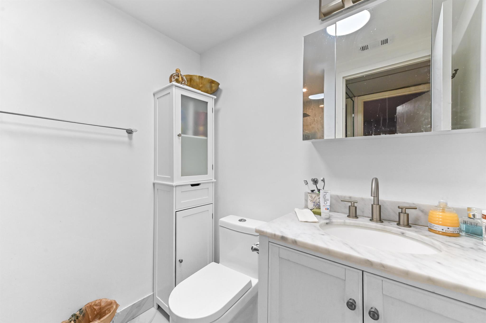 KINGS POINT - Residential