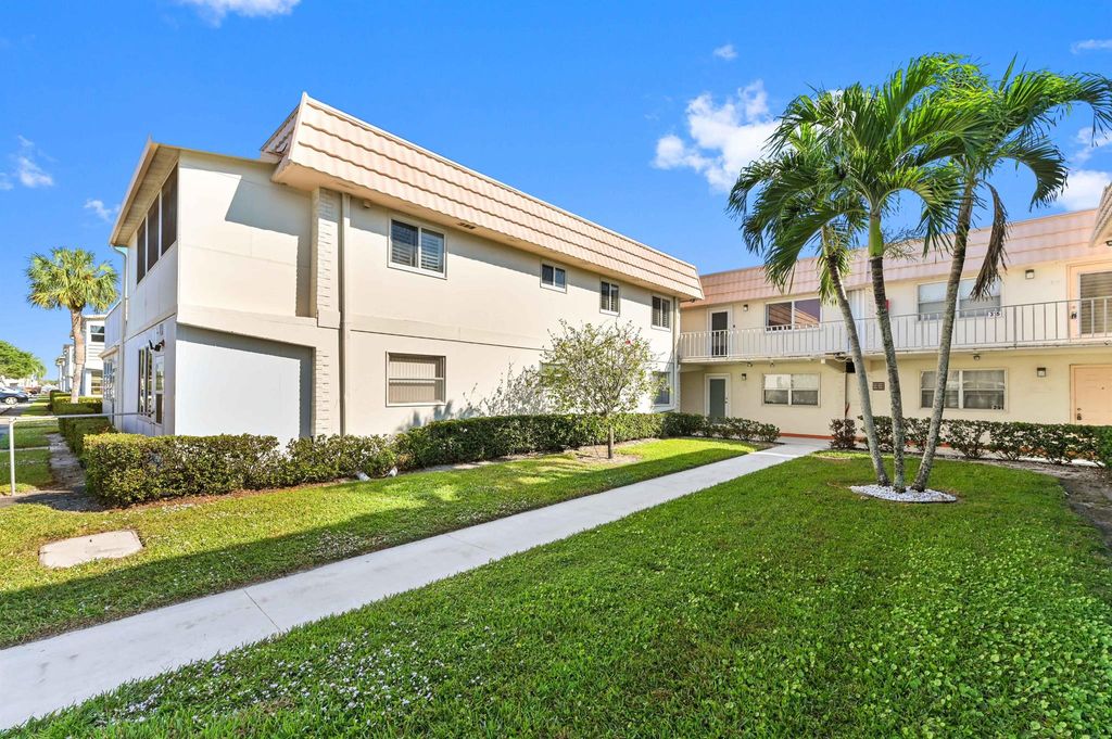 Photo of 317 Saxony G, Delray Beach, FL 33446 (MLS # R11143504)