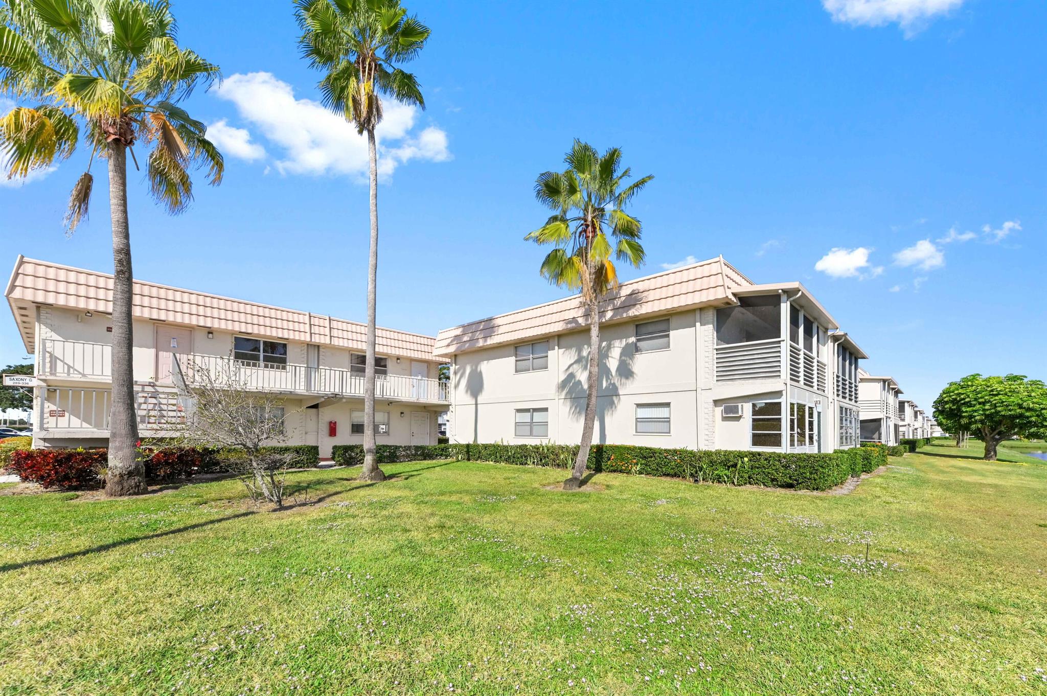 KINGS POINT - Residential