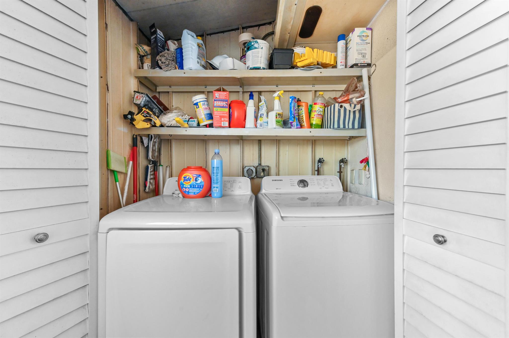 KINGS POINT - Residential