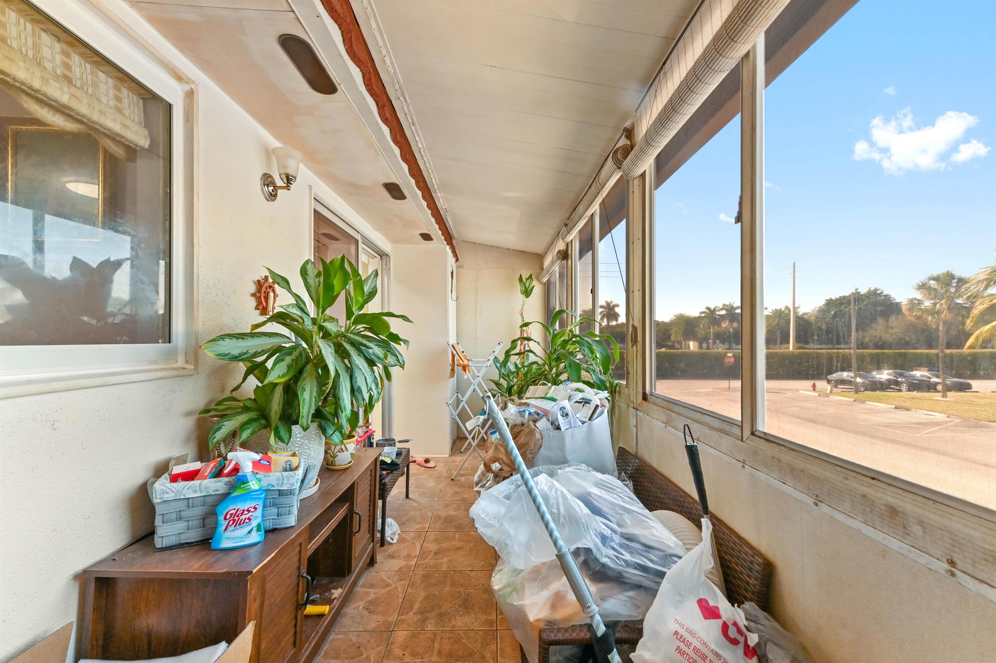 KINGS POINT - Residential