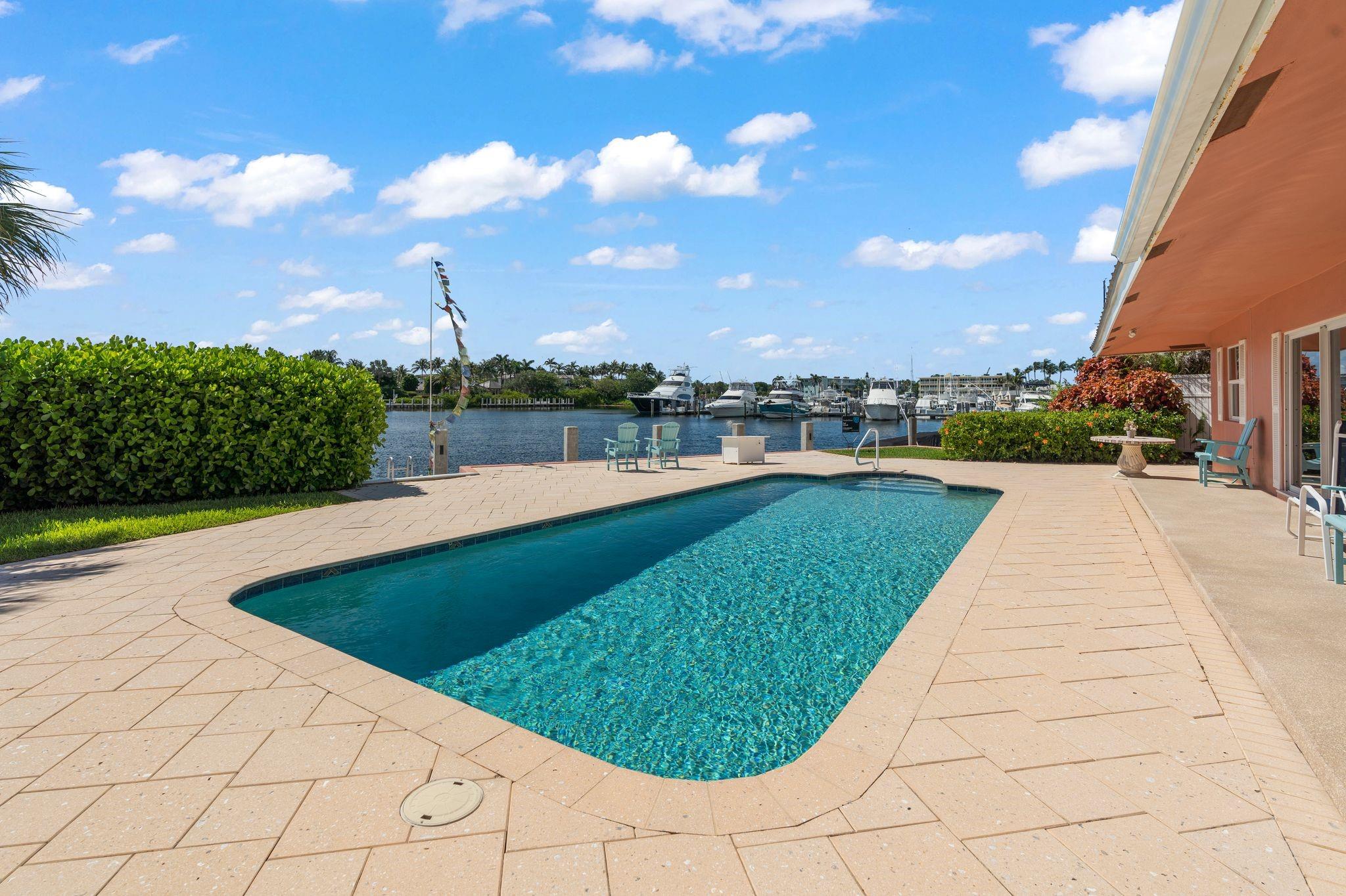 Lighthouse Point 2nd Sec - Residential