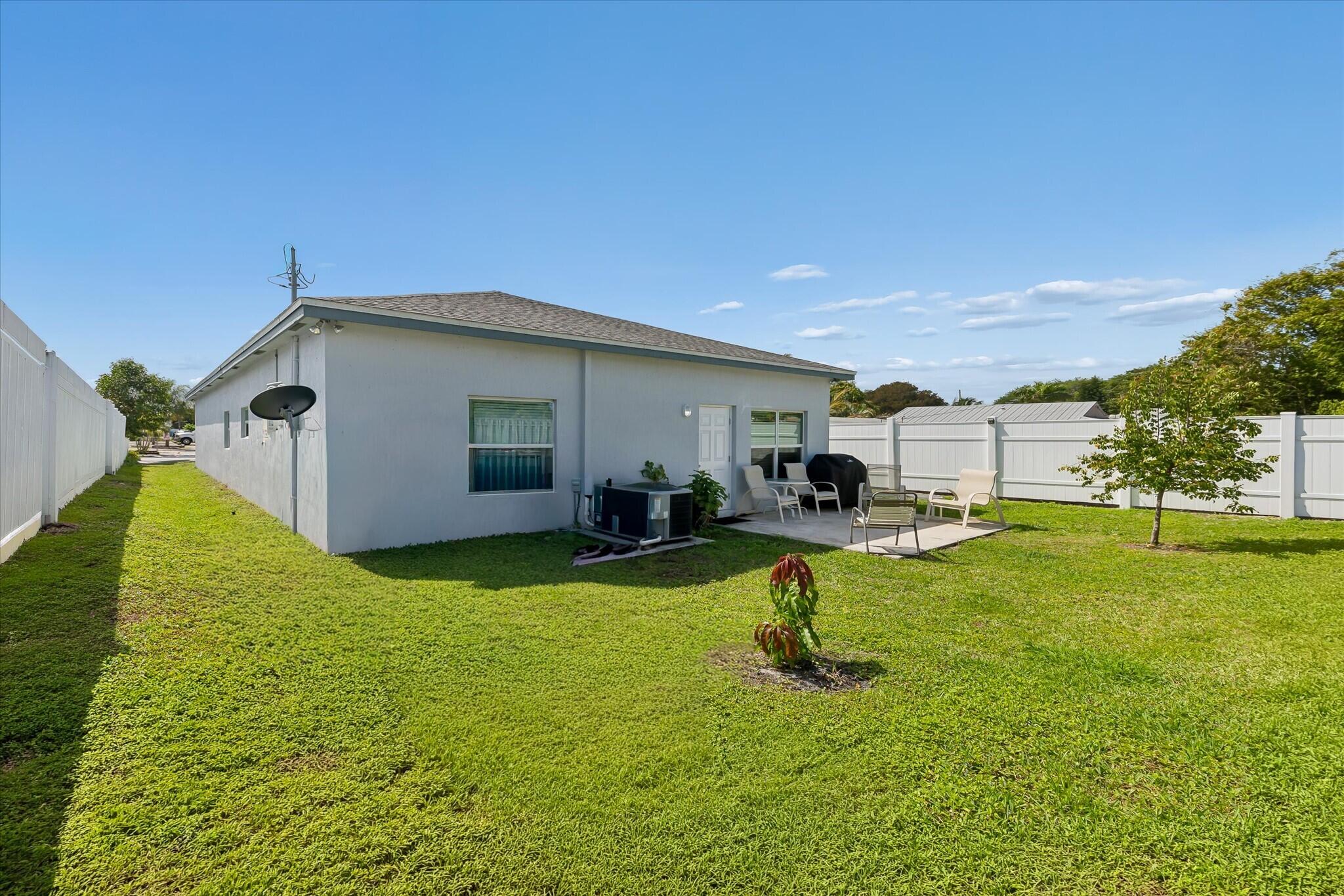 CHERRY HILLS - Residential