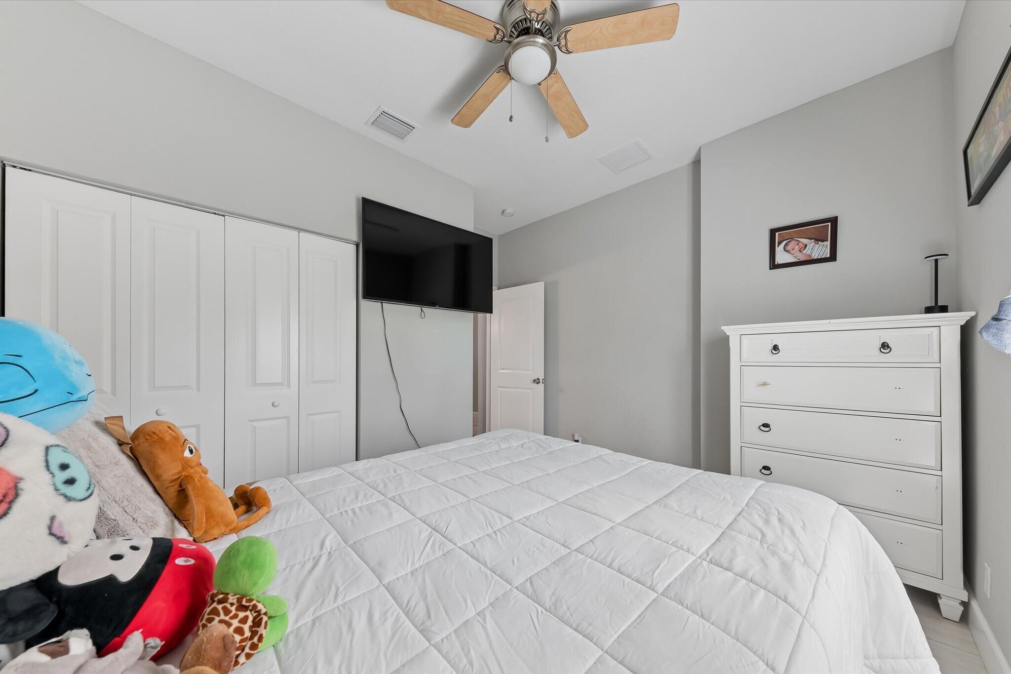 CHERRY HILLS - Residential