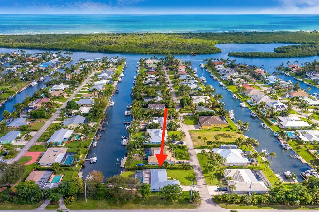 Photo of 8353 SE Banyan Tree Street, Hobe Sound, FL 33455 (MLS # R10765361)