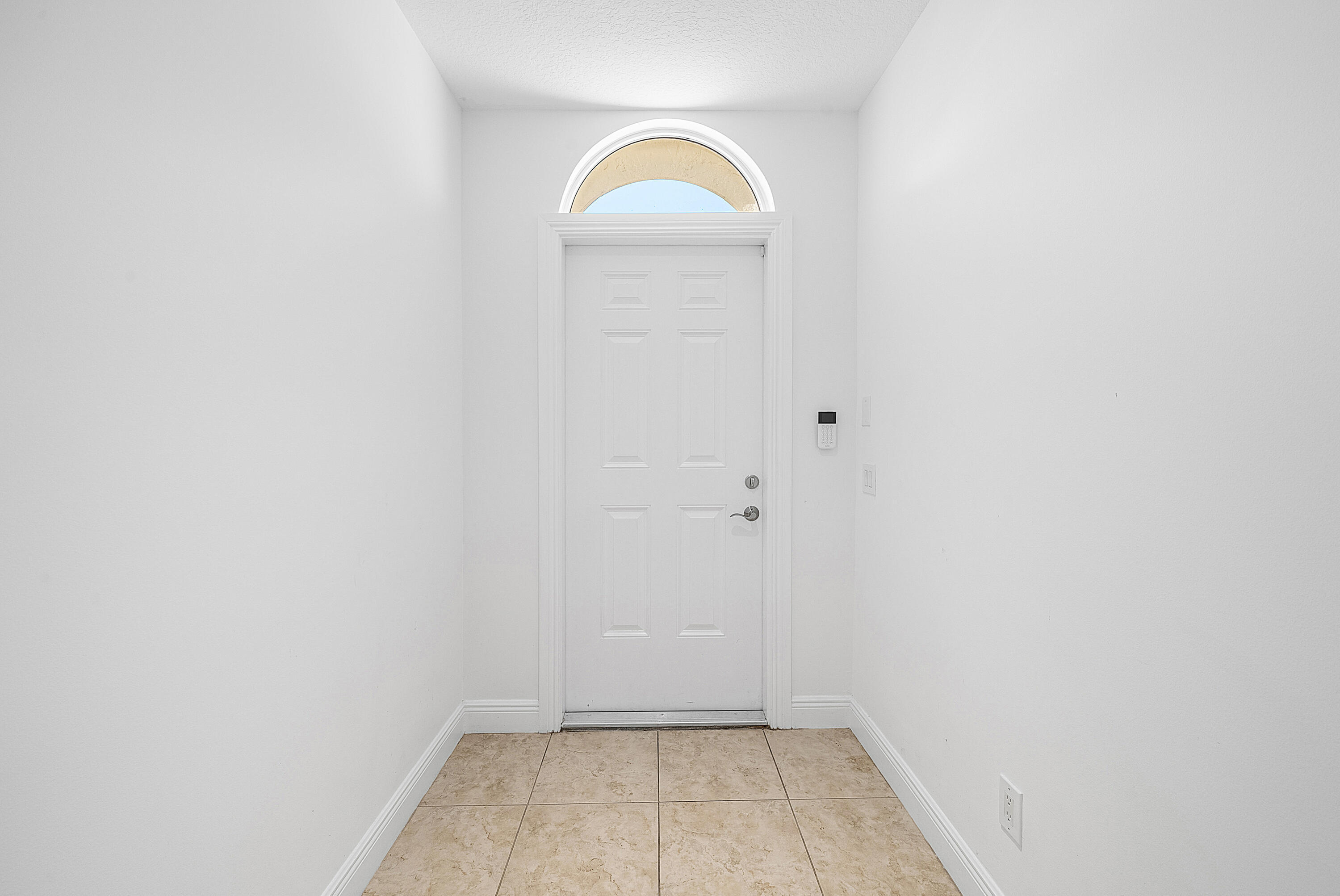 ESTANCIA AT BOYNTON BEACH - Residential Lease