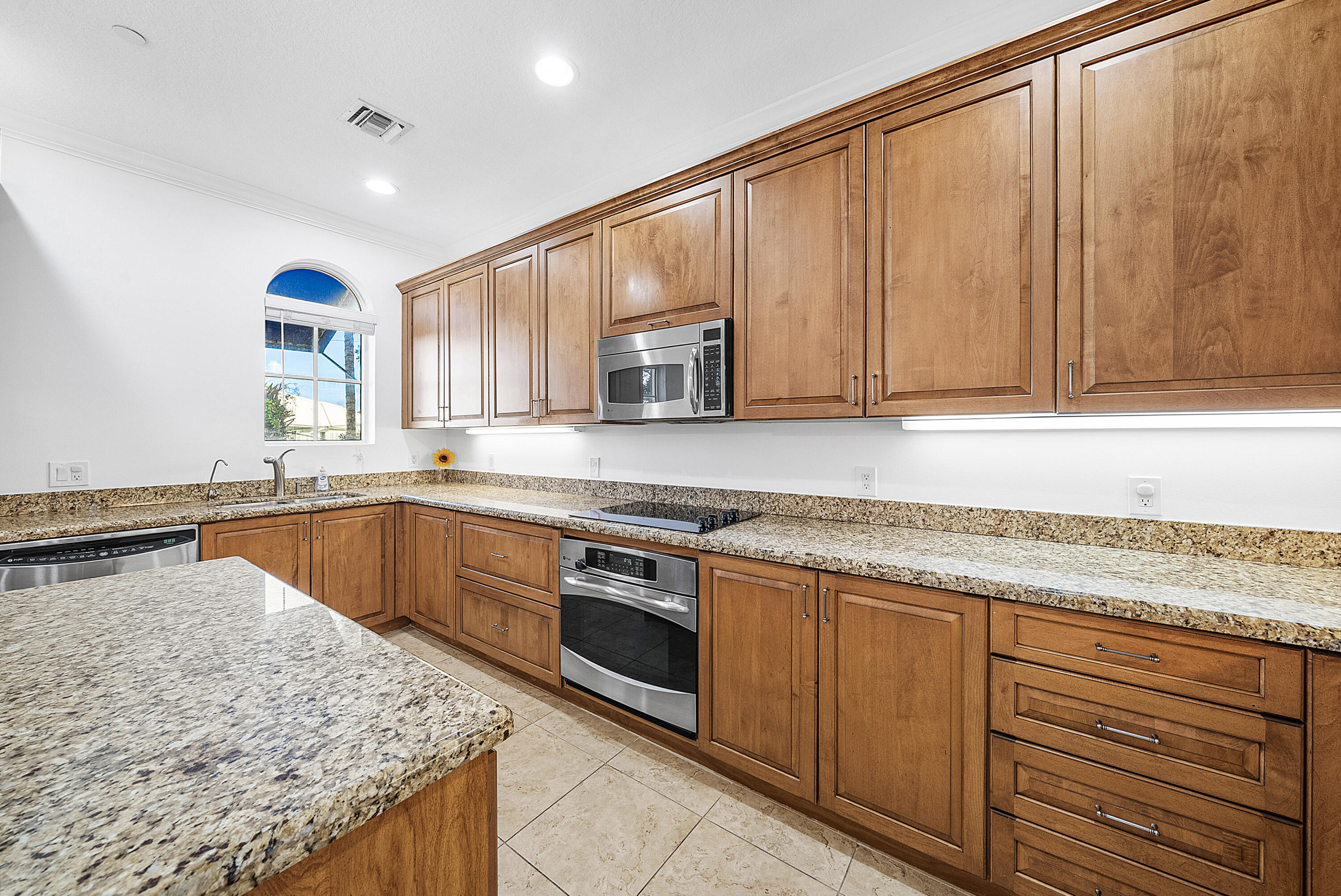 ESTANCIA AT BOYNTON BEACH - Residential Lease